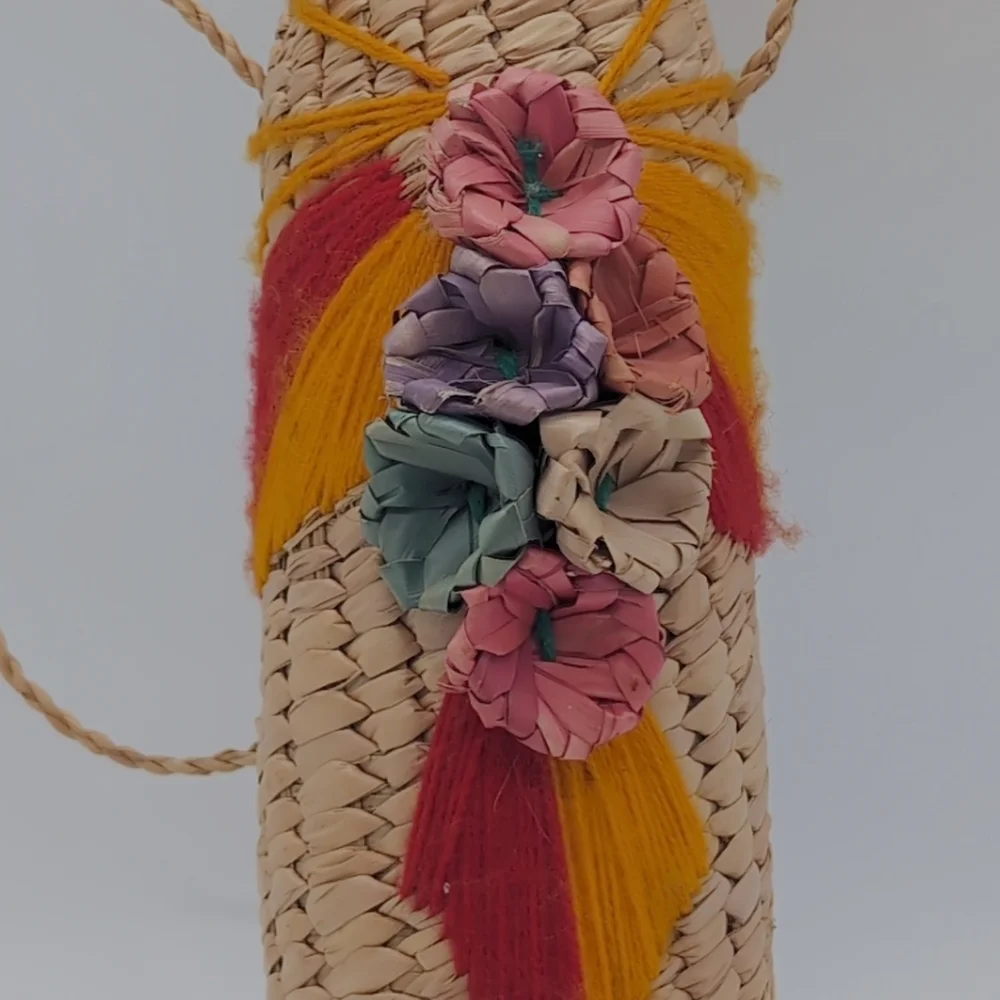 Wicker Floral Woven Wine Bottle Holder Rattan - Picture 2 of 5